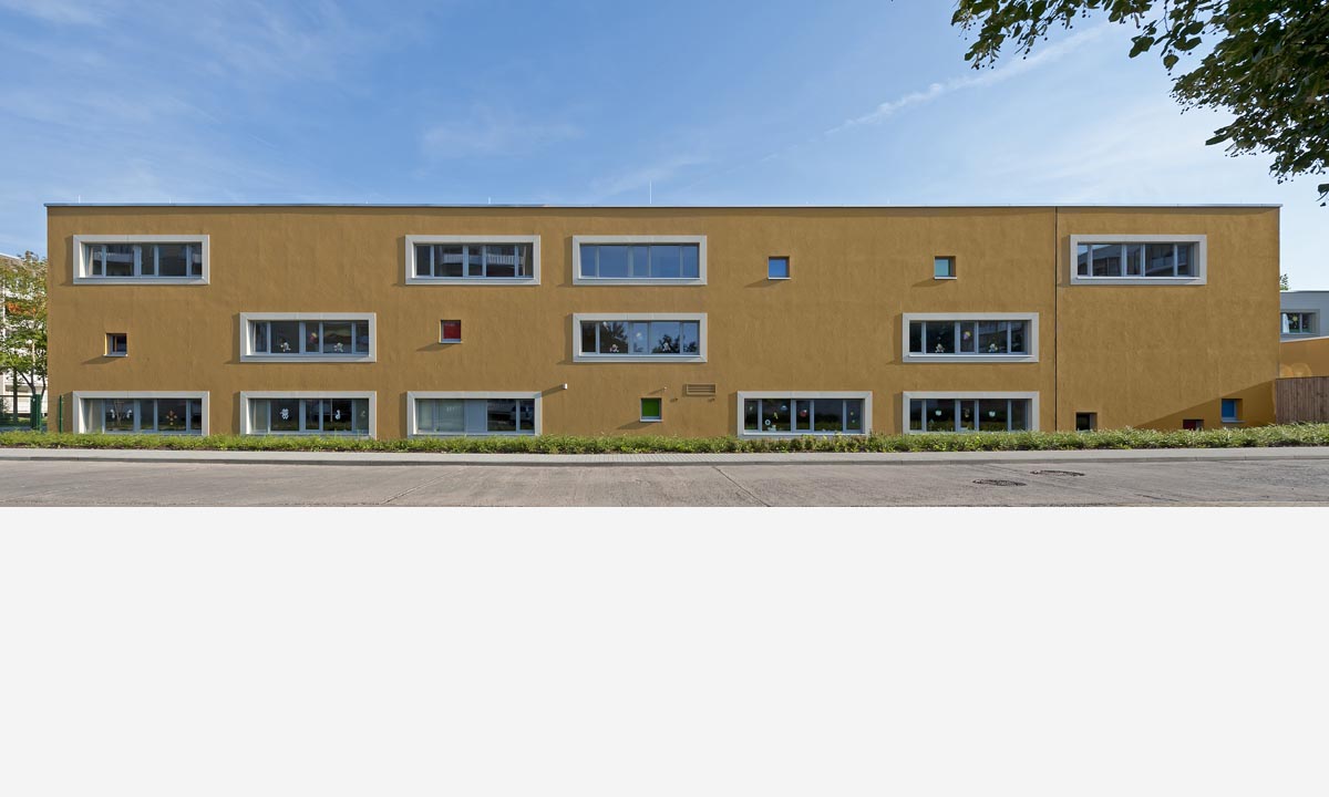 a_BWK2547 rechts gelber panotest.jpg